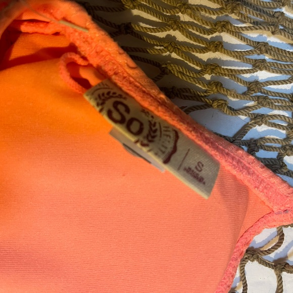NWT SO Lace Bathing Swim Suit Bikini Top S Small SM - Picture 5 of 6